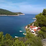 Sea Side House For Two In A Wilderness