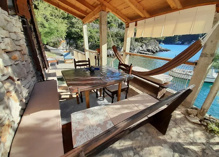 Sea Side House For Two In A Wilderness * Vis