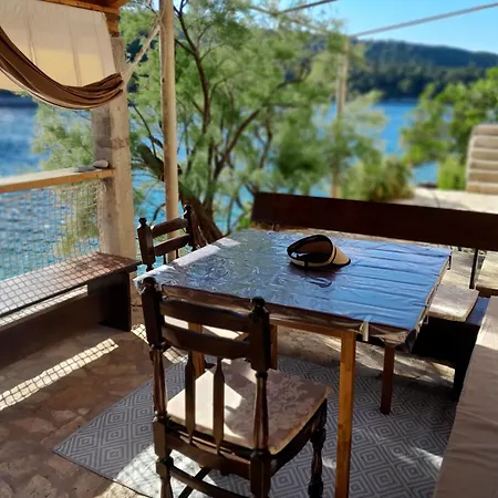 Semesterbostad Sea Side House For Two In A Wilderness
