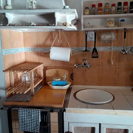 Sea Side House For Two In A Wilderness Semesterbostad Vis