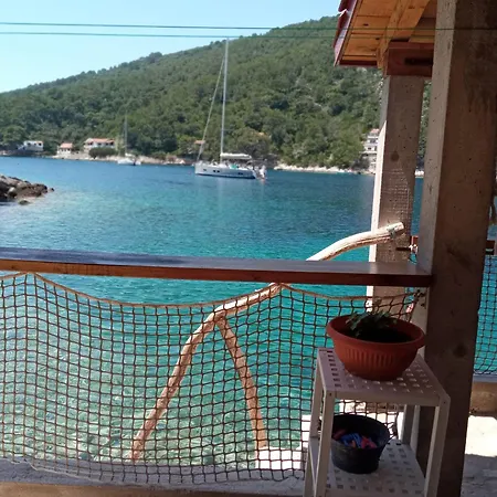 Sea Side House For Two In A Wilderness