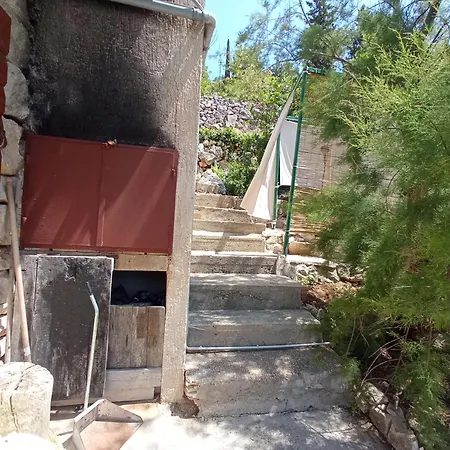 Sea Side House For Two In A Wilderness Vis
