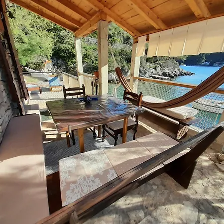 Sea Side House For Two In A Wilderness * Vis