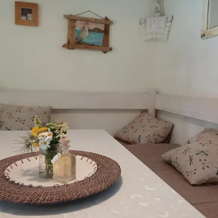 Sea Side House For Two In A Wilderness 펜션 *