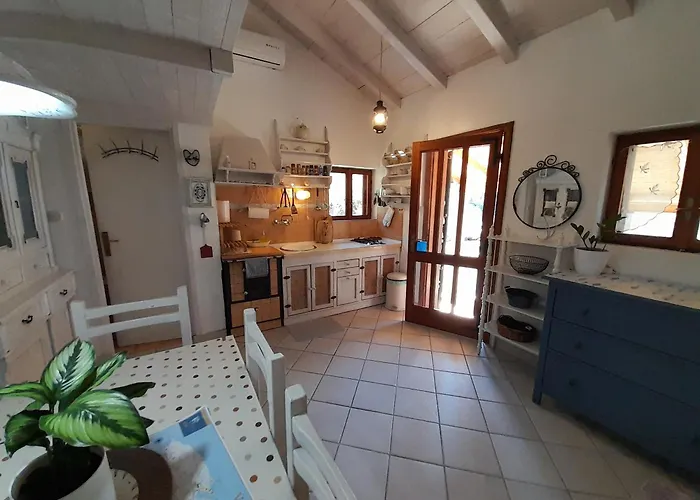 Nyaraló Sea Side House For Two In A Wilderness Vis